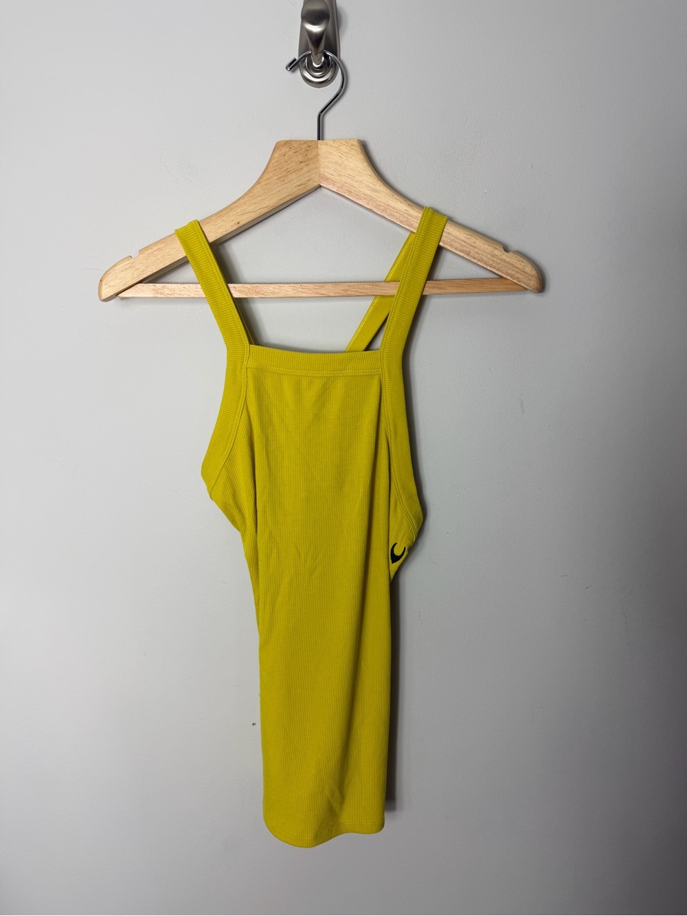 Fang NYC Ribbed Sleeveless Tank Top Straps Chartreuse size small 802